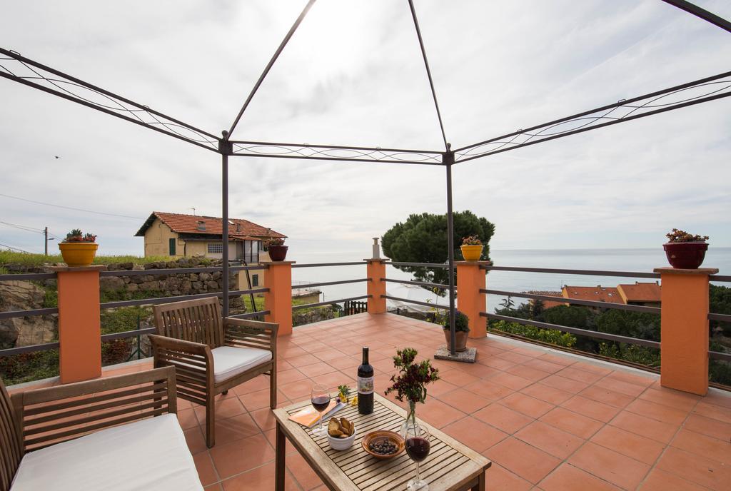 B&B La Mimosa del Golfo Ospedaletti Esterno foto